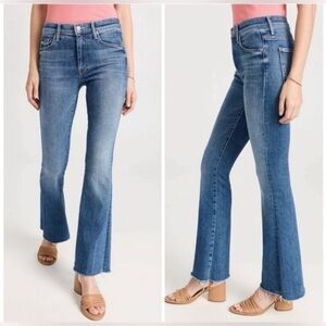 MOTHER The Weekender Fray jeans size 32 in Walking On Coals